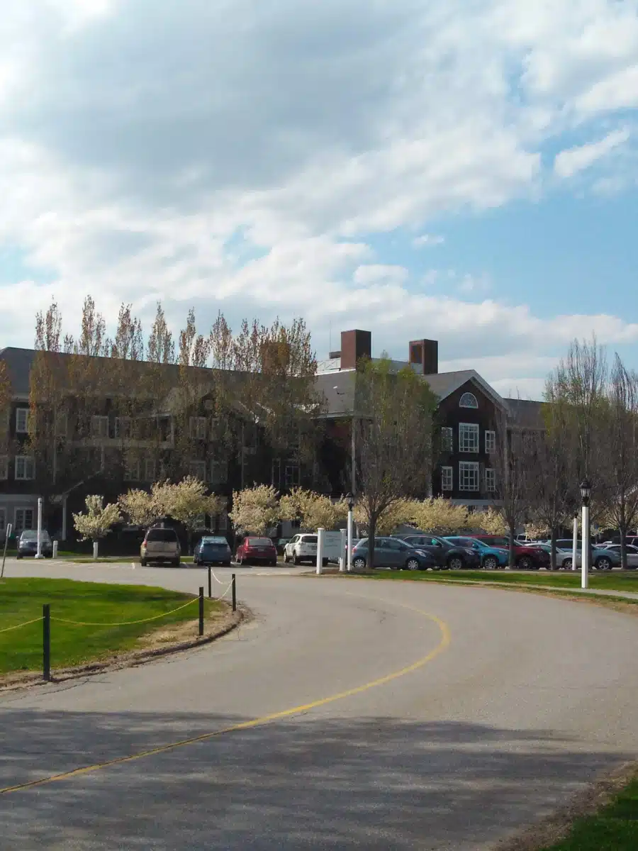 Acadia Hospital - Thumbnail 7