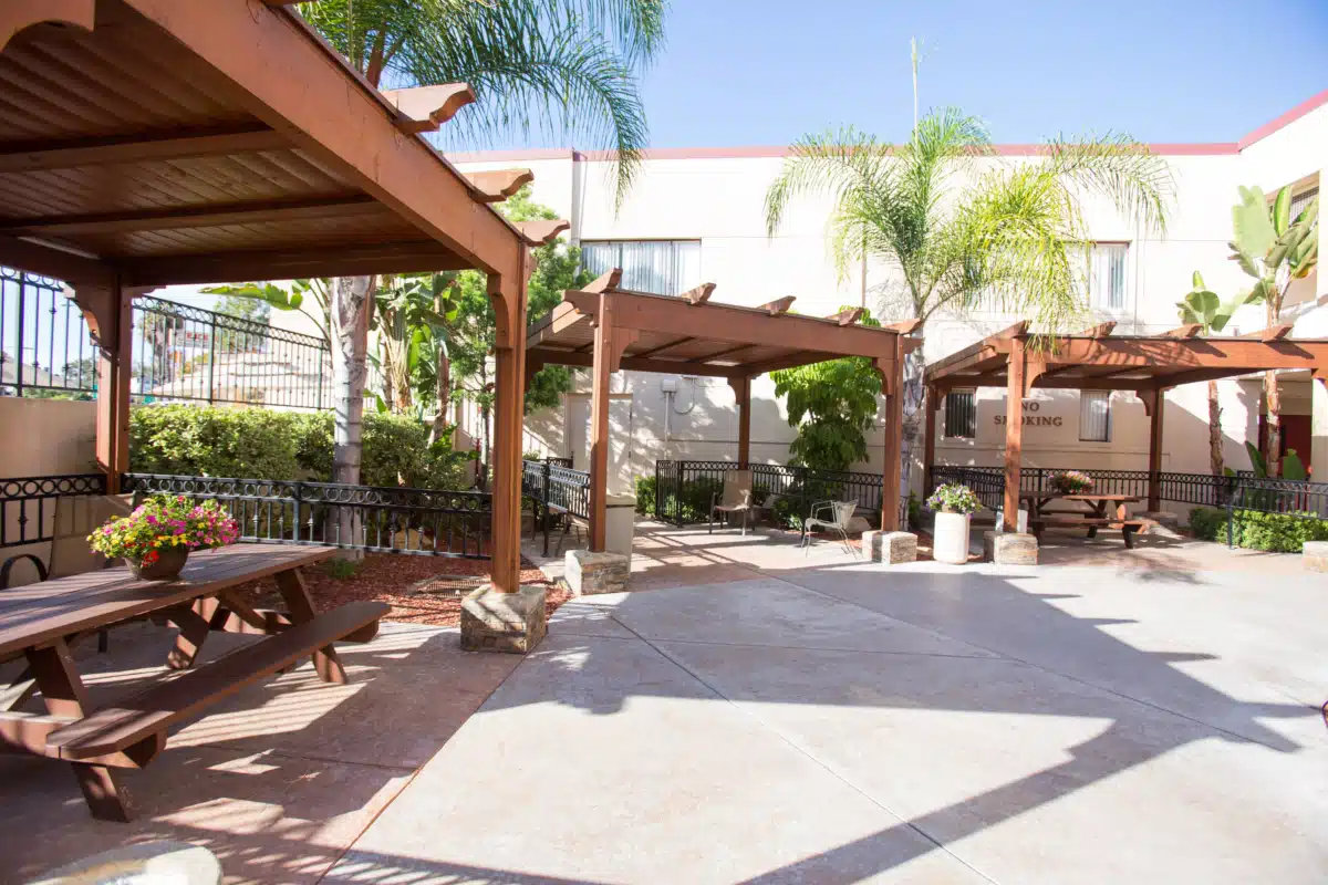 Alvarado Parkway Institute - Thumbnail 5