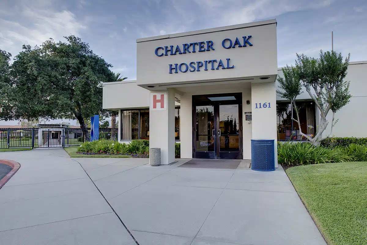 Aurora Charter Oak Hospital - Thumbnail 2