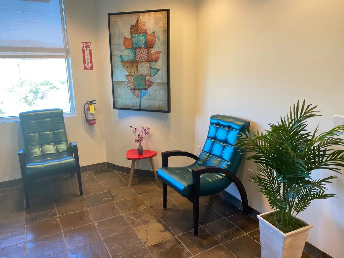 Banyan Palm Springs LLC - Thumbnail 5