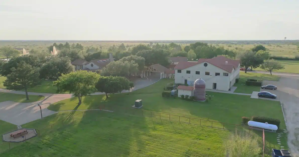 Burning Tree Recovery Ranch - Thumbnail 7