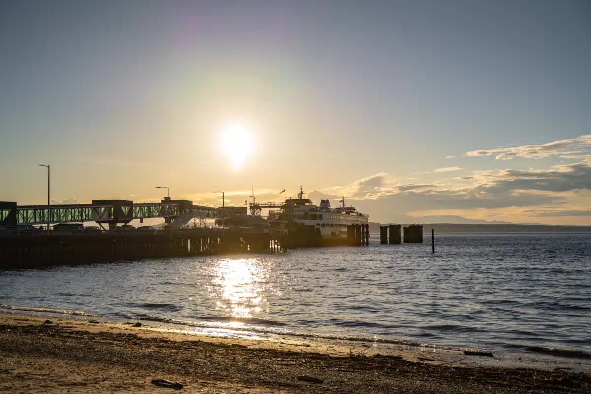 Center - Thumbnail 4