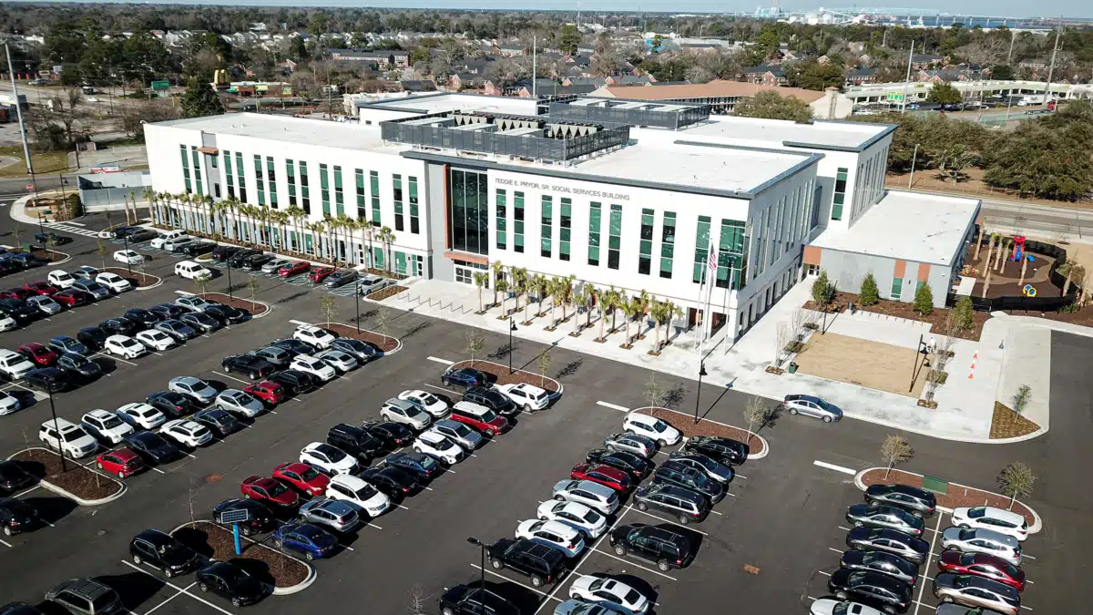 Charleston Center of Charleston County - Thumbnail 2