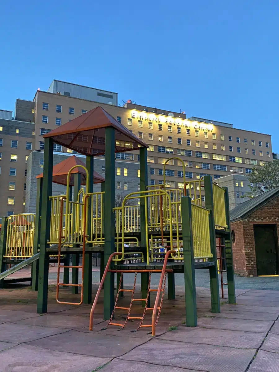 Elmhurst Hospital Center - Thumbnail 8