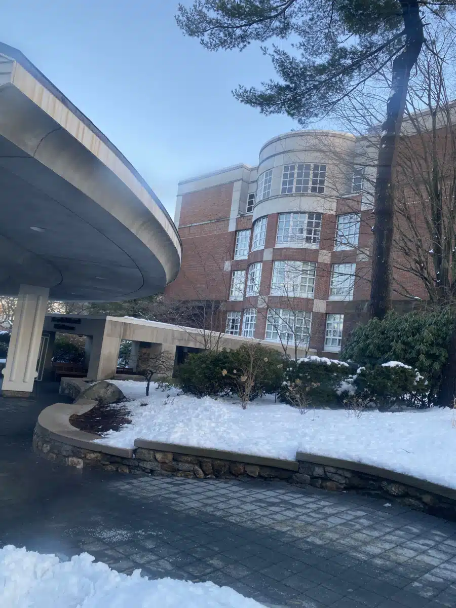 Emerson Hospital - Thumbnail 6