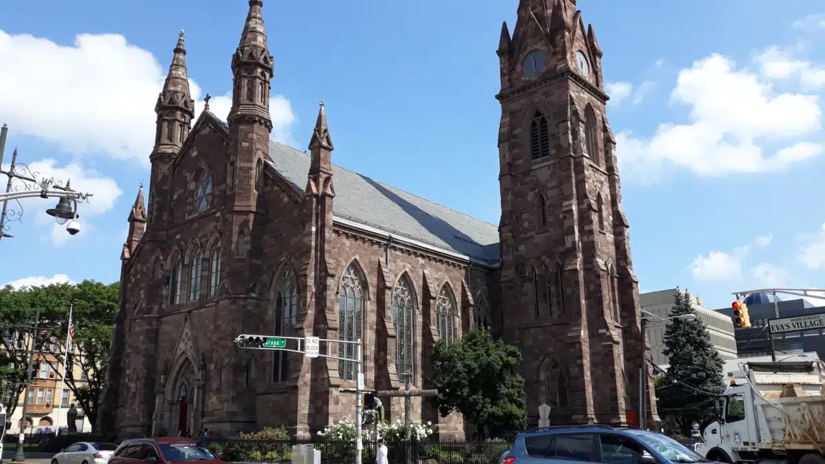 Evas Village - Thumbnail 5