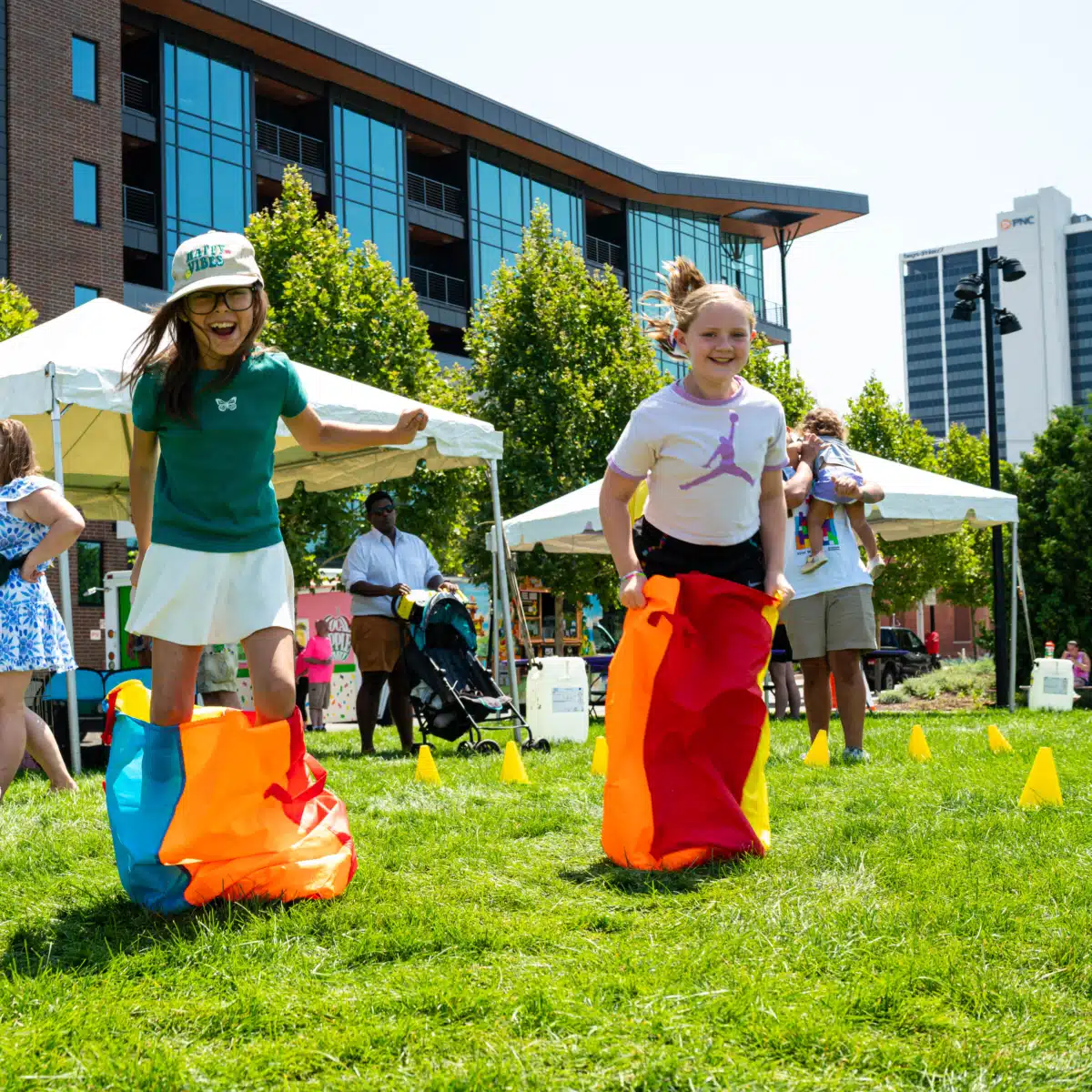 Family and Childrens Services Inc - Thumbnail 2