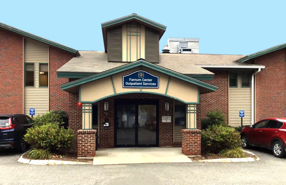 Farnum Center - Thumbnail 4