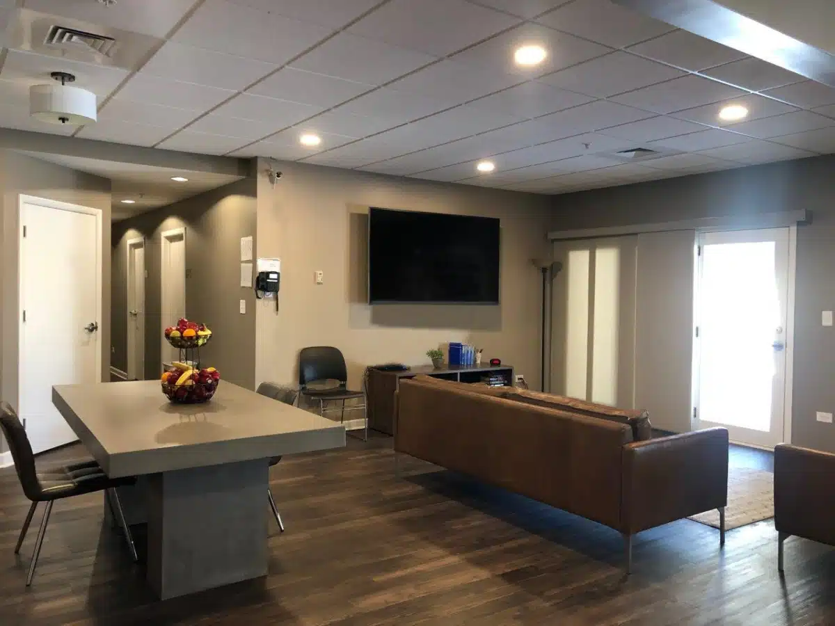 Footprints Recovery IL - Thumbnail 7