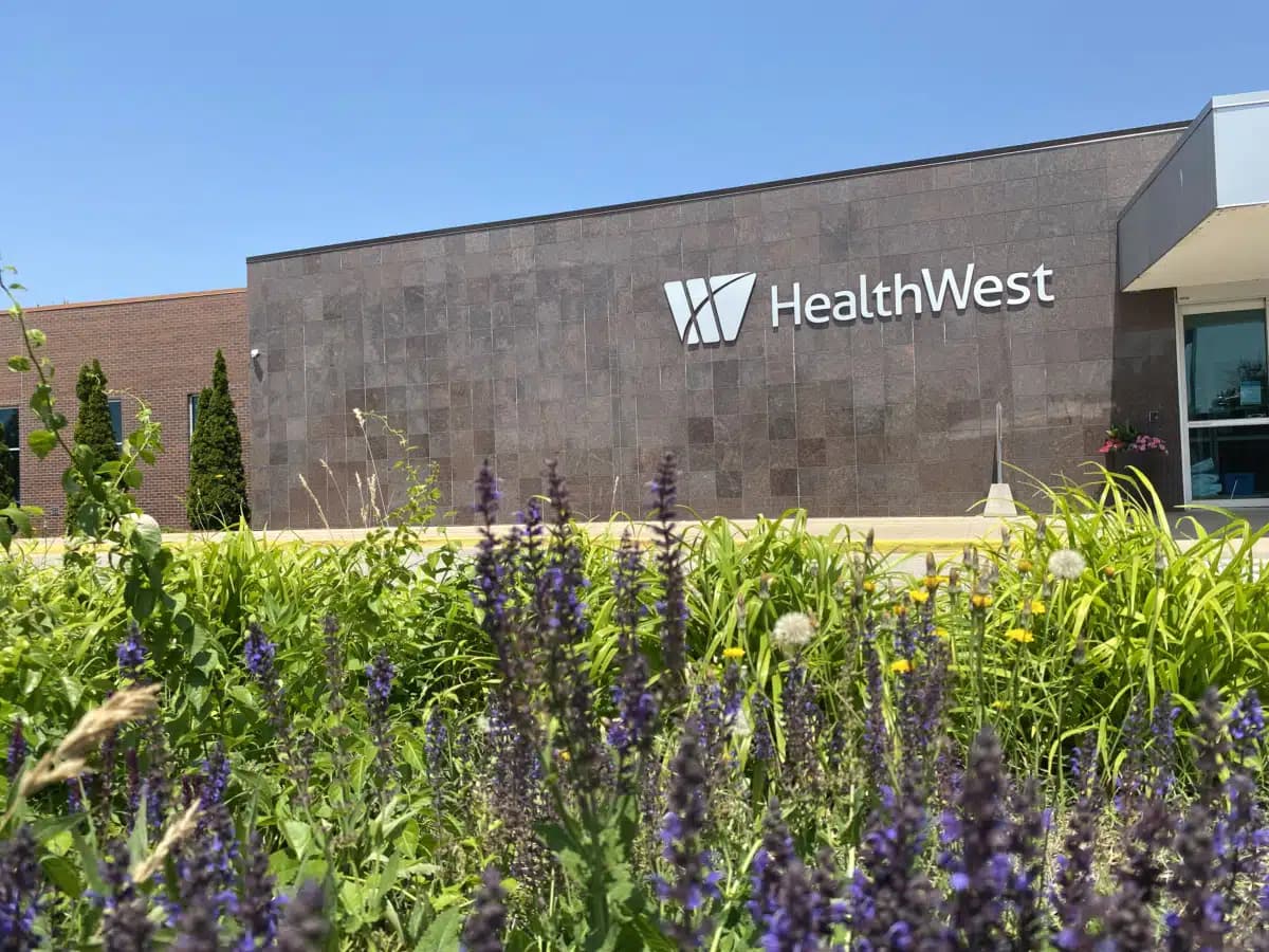 HealthWest - Thumbnail 2