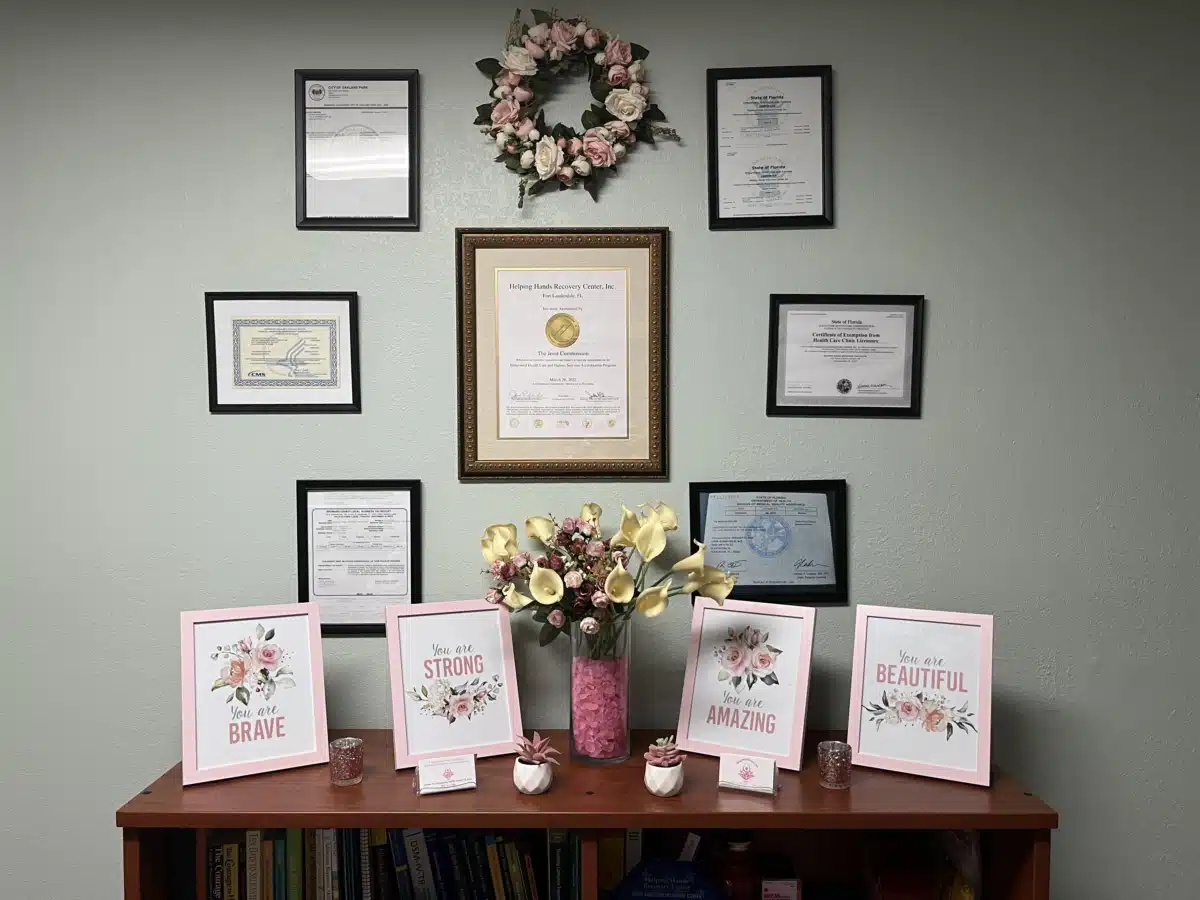 Helping Hands Recovery Center - Thumbnail 6