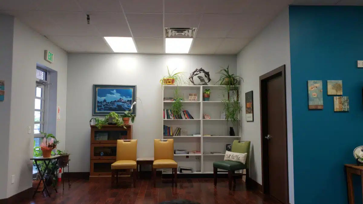 IDEA Forum Inc - Thumbnail 3