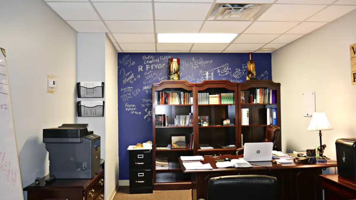 Lake Hills Oasis - Thumbnail 5