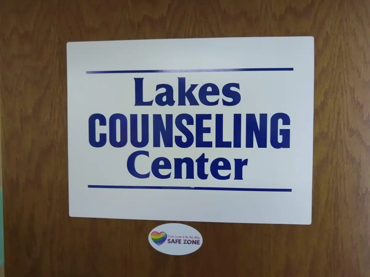 Lakes Counseling Center - Thumbnail 8