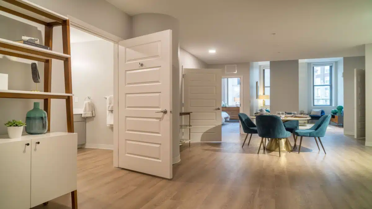 Liberty Manor - Thumbnail 5