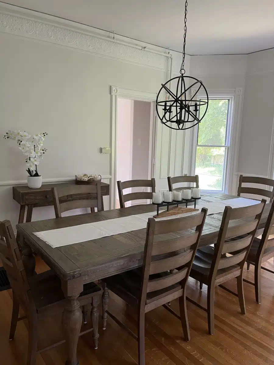 Megans House - Thumbnail 7