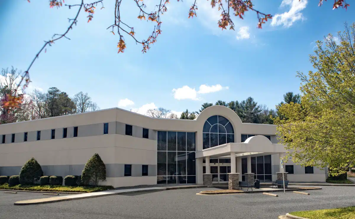 October Road Inc - Thumbnail 2