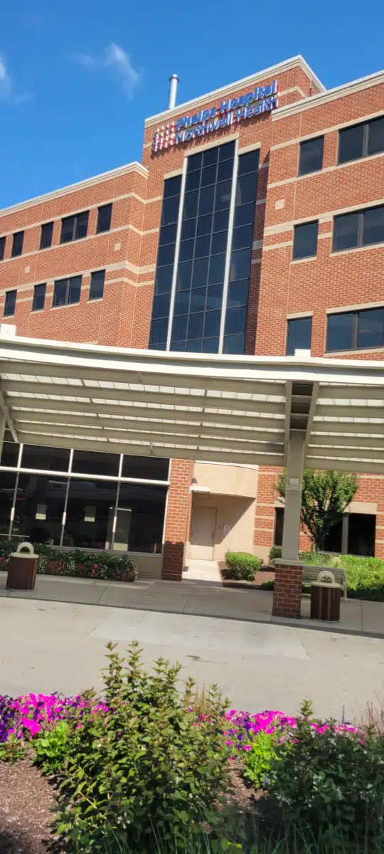 Phelps Hospital - Thumbnail 3