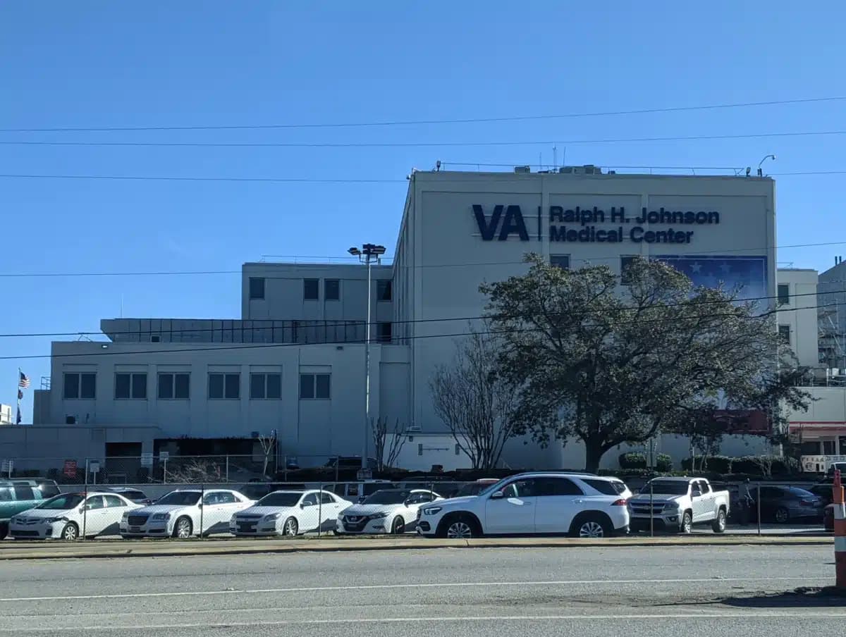 Ralph H Johnson VA Medical Center - Thumbnail 2