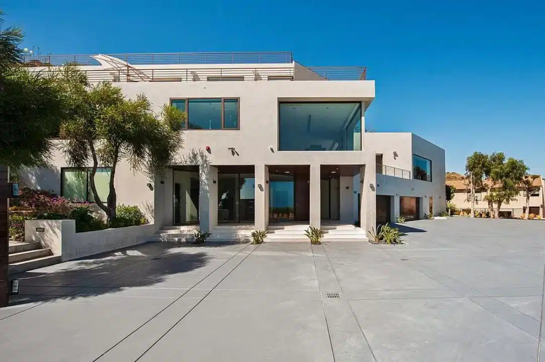 Rise Luxury Rehab LLC - Thumbnail 5