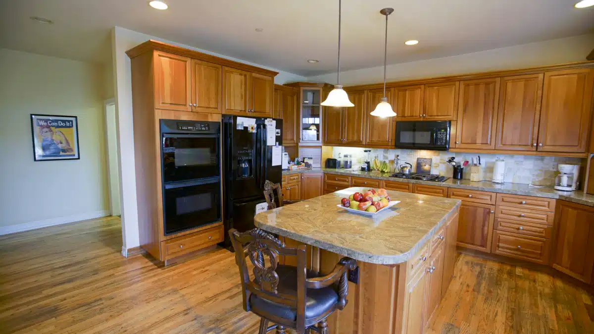 Rose House - Thumbnail 9