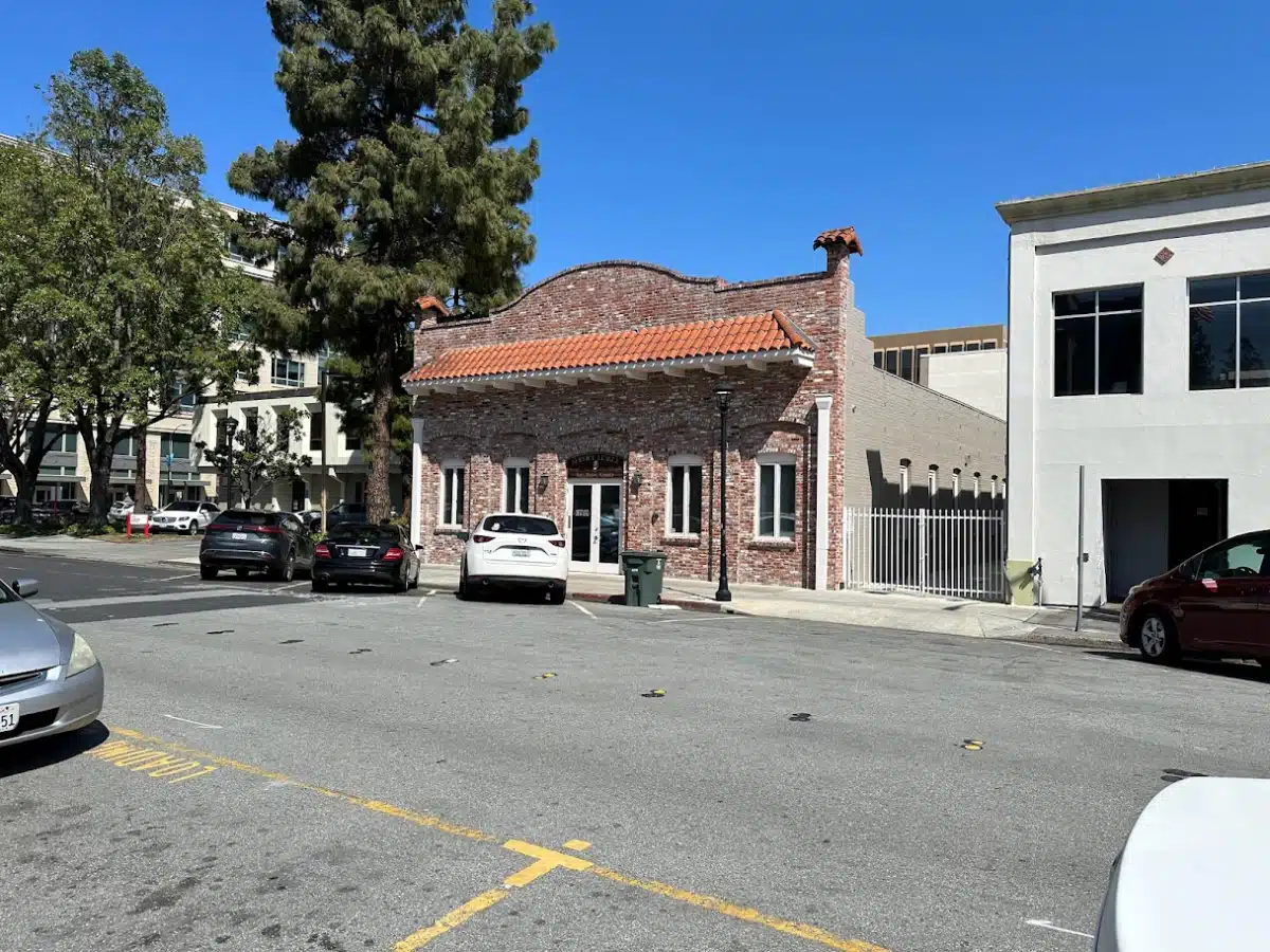 Service League of San Mateo County - Thumbnail 6