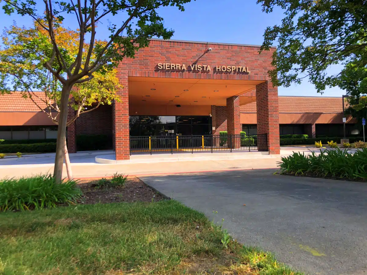 Sierra Vista Hospital - Thumbnail 4